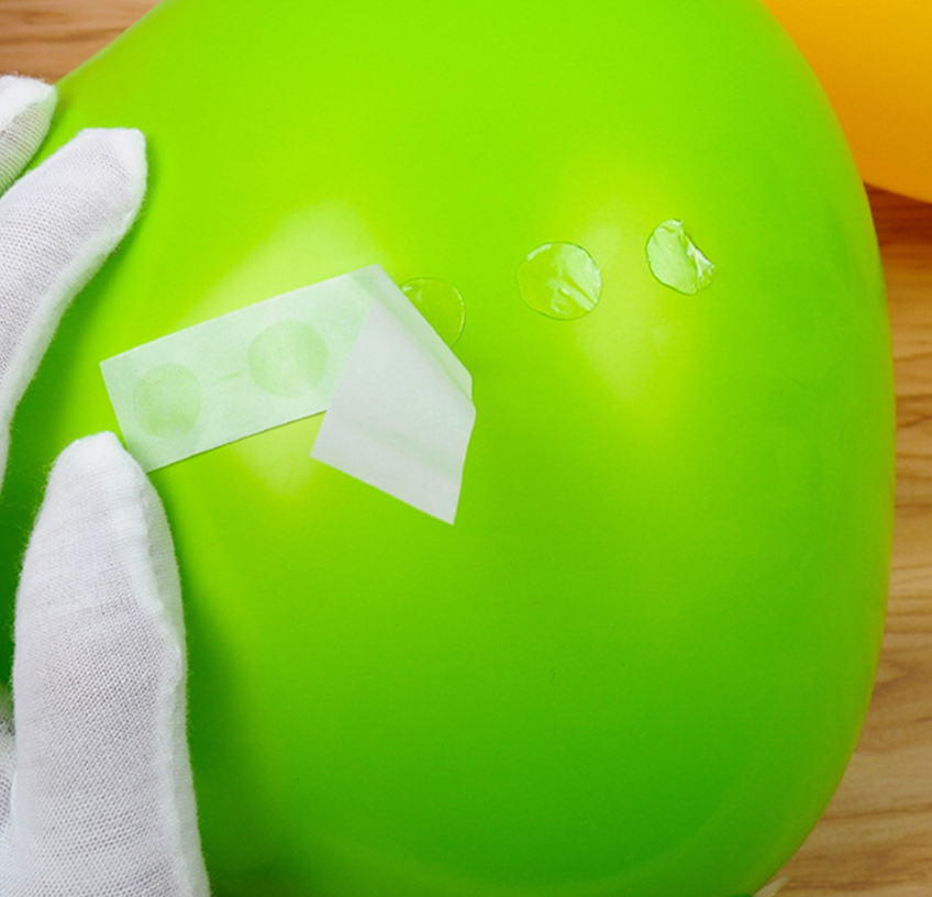 بالون الغراء النقاط